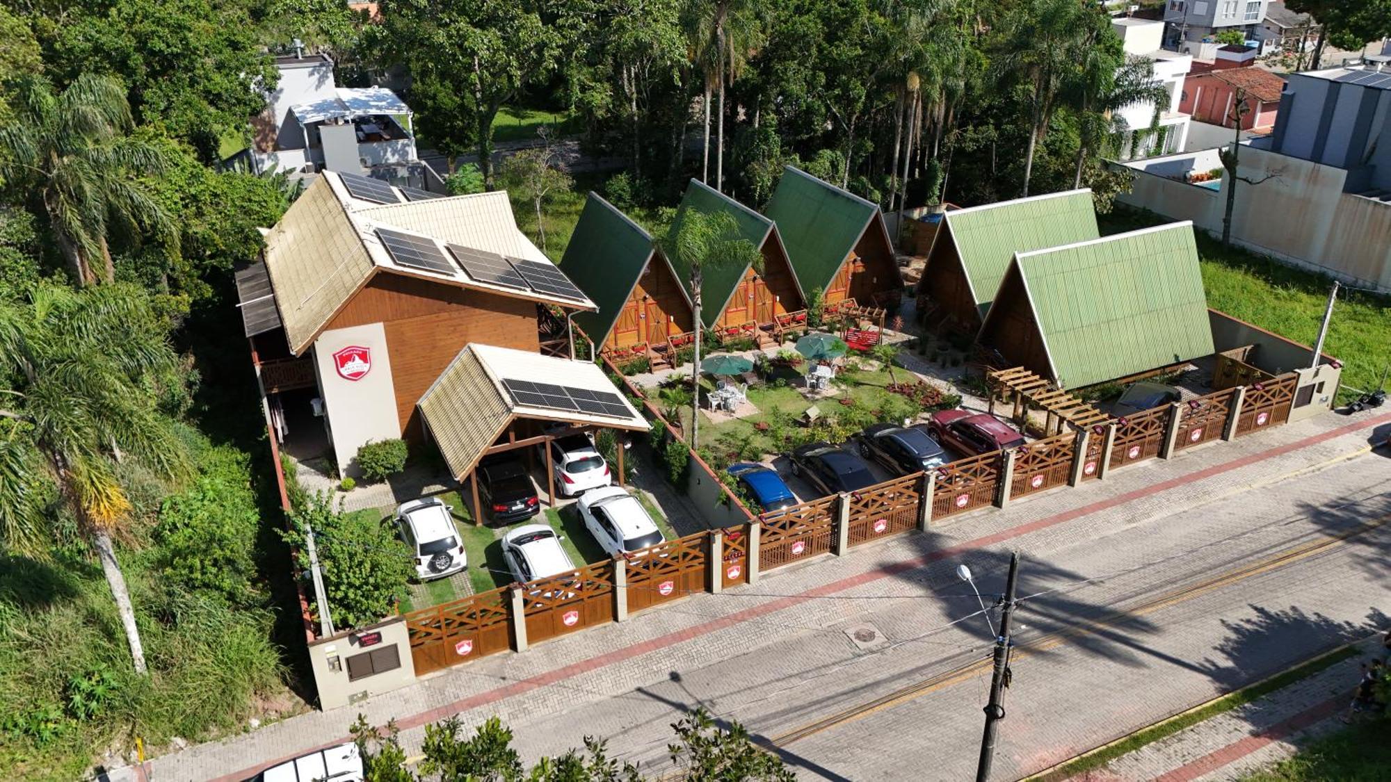 Pousada Chale Suico Bombinhas Exterior photo